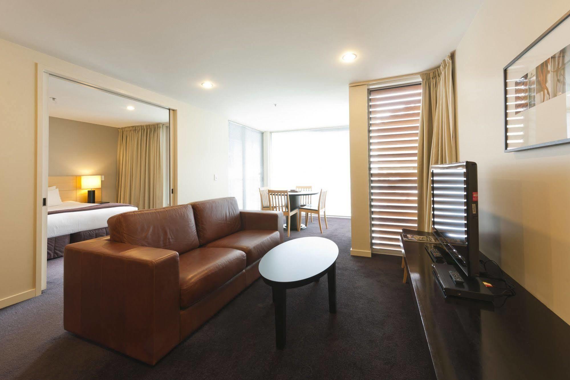 เซนิคสวีทควีนส์ทาวน์ Hotel ภายนอก รูปภาพ